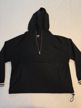 Avia Hooded  Black Pullover Size Large With Kangaroo Pockets Fall Winter